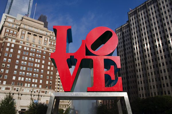 love_statue