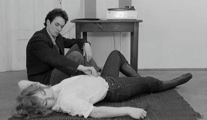 love-cold-than-death-fassbinder-2